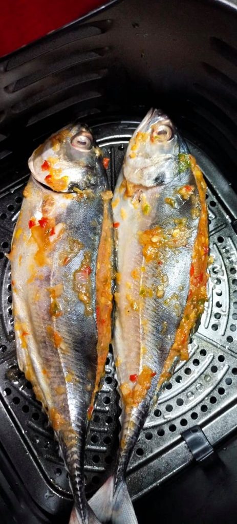 Resepi Cencaru Bakar Sumbat Sambal Guna Air Fryer