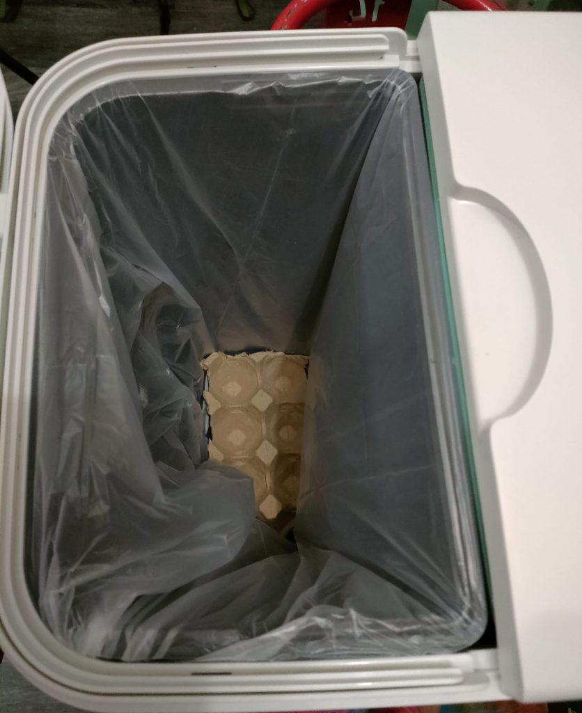Elak Sampah Berbau & Berair