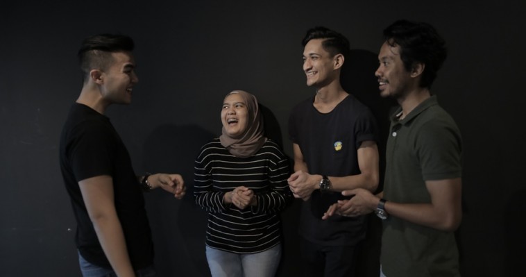Pesanan 5 Adab Buat Anak Dara Apabila Bersembang Dengan Suami Orang