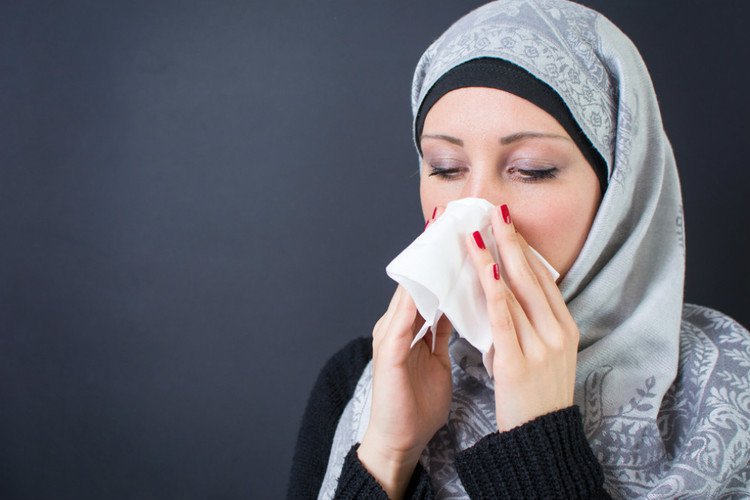 5 Sebab Anda Perlu Elakkan Menghembus Hingus Selesema Dengan Kuat