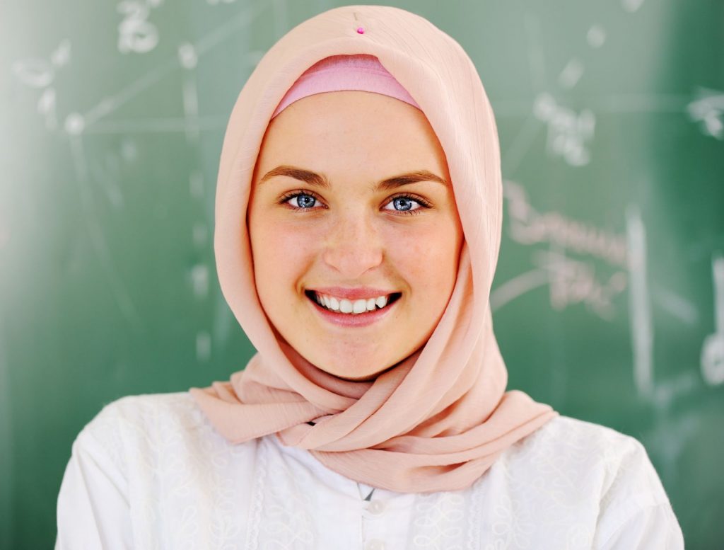 7 Tip Mudah Atasi Sindrom ‘Monday Blues’ Buat Wanita Yang Bekerja