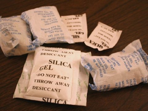 Jangan BUANG!! Cara BIJAK Menggunakan SILIKA GEL Yang Kita TAK PERNAH Terfikir Sebelum Ini.. Anda TENTU Teruja!!!